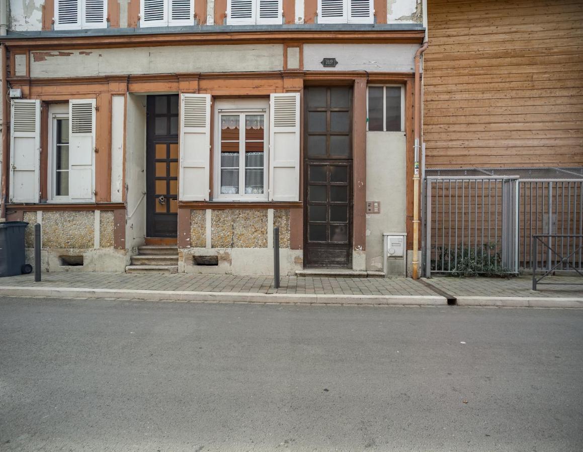 Studio Du Palais - Terrasse- Hypercentre Lägenhet Troyes Exteriör bild